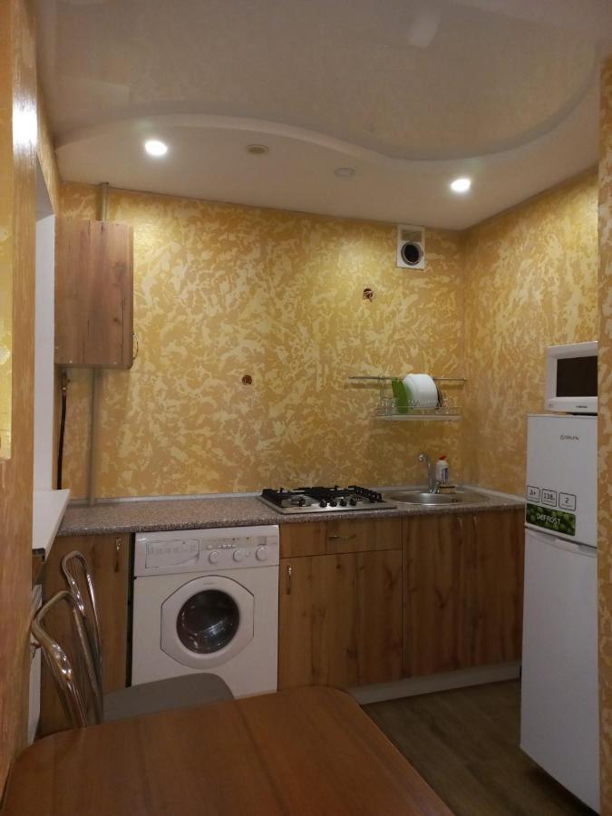 большая 3 комнатная квартира Черкассы Экстерьер фото